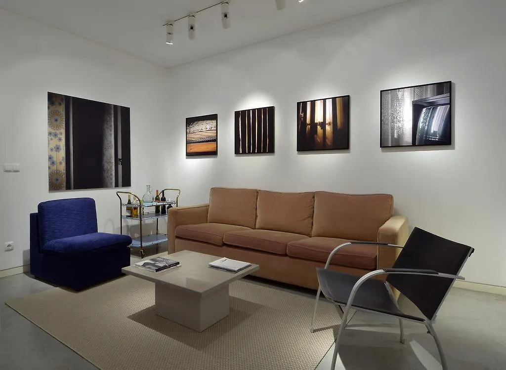 Art Gallery Apartment Lisboa Portugal